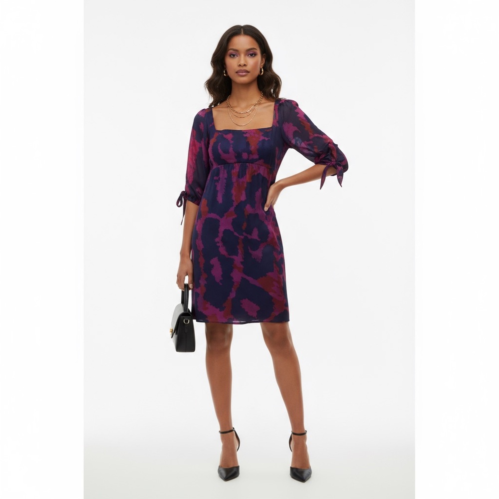 Diane Von Furstenberg Silk Genesis Dress Size 8 – Magenta & Navy Cheetah Print